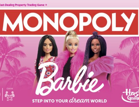 Barbie Monopoly Dreamhouse Edition – Fun Family Board Game for Kids & Adults, Ages 8+, with 6 Barbie-Themed Pink Tokens